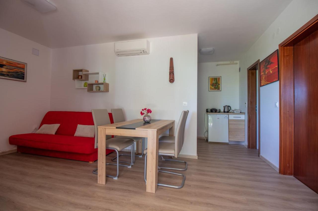 Olive Garden & Sea Apartments ポルトローシュ エクステリア 写真